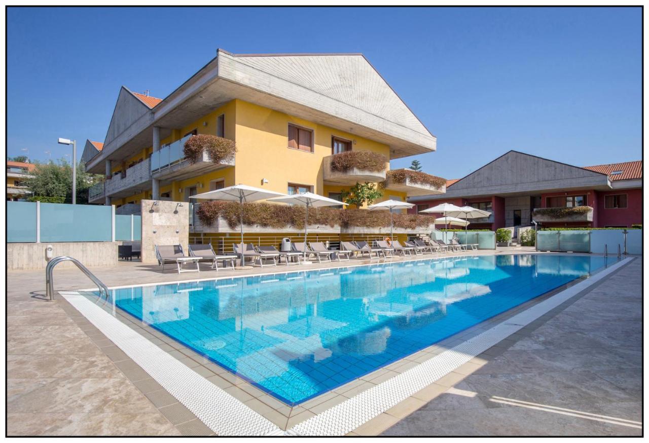 Catania Hills Aparthotel 4*