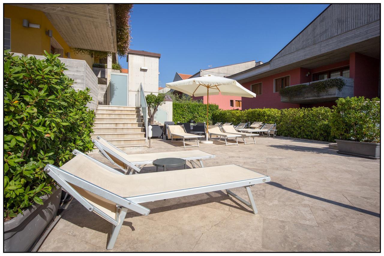 Aparthotel Catania Hills
